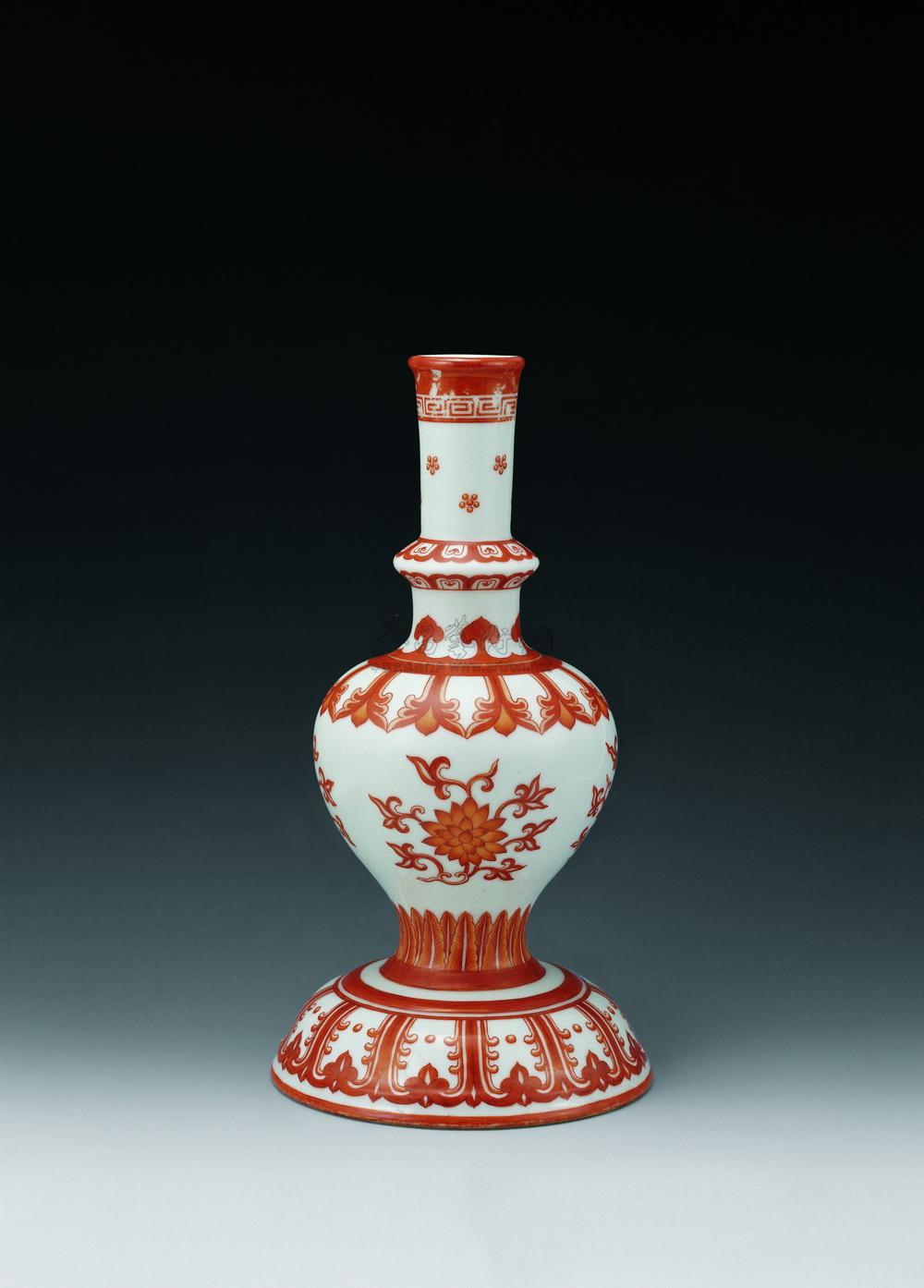 矾红彩花卉藏草瓶】拍卖品_图片_价格_鉴赏_清代其它彩釉瓷器_雅昌