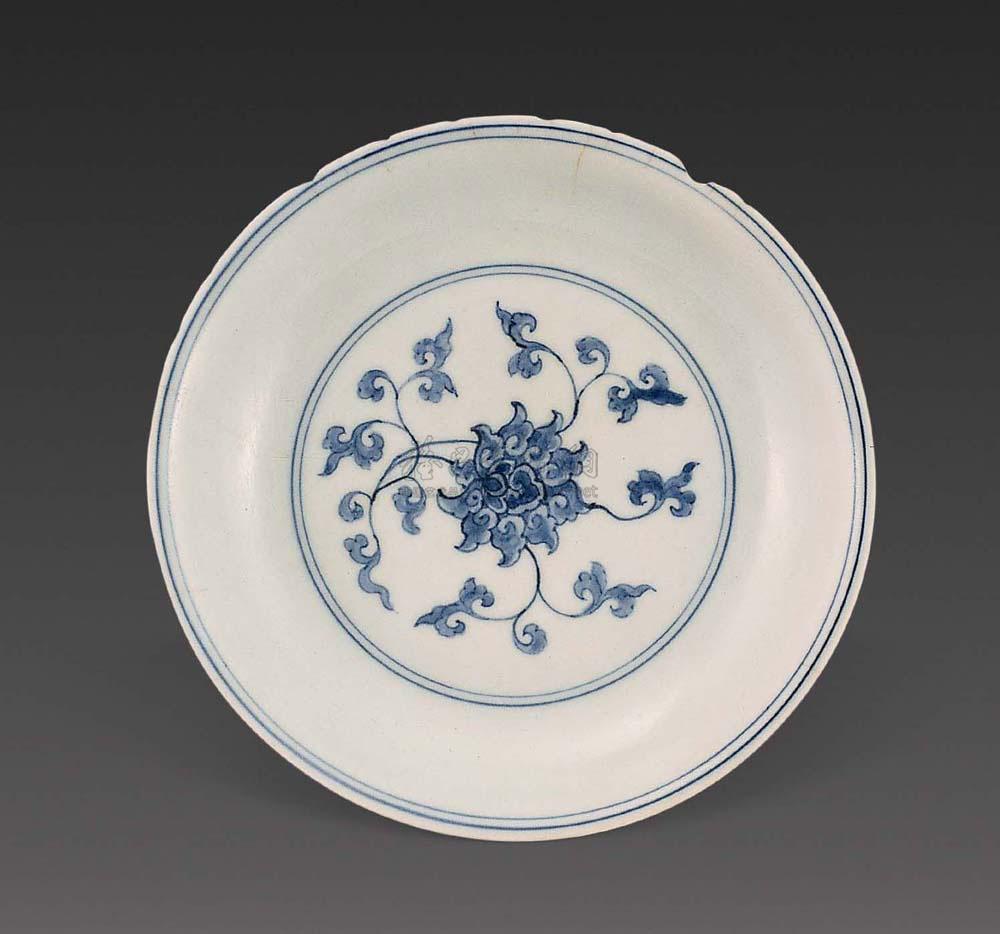 【明正德 青花缠枝纹盘】拍卖品_图片_价格_鉴赏_明代青花瓷器_雅昌