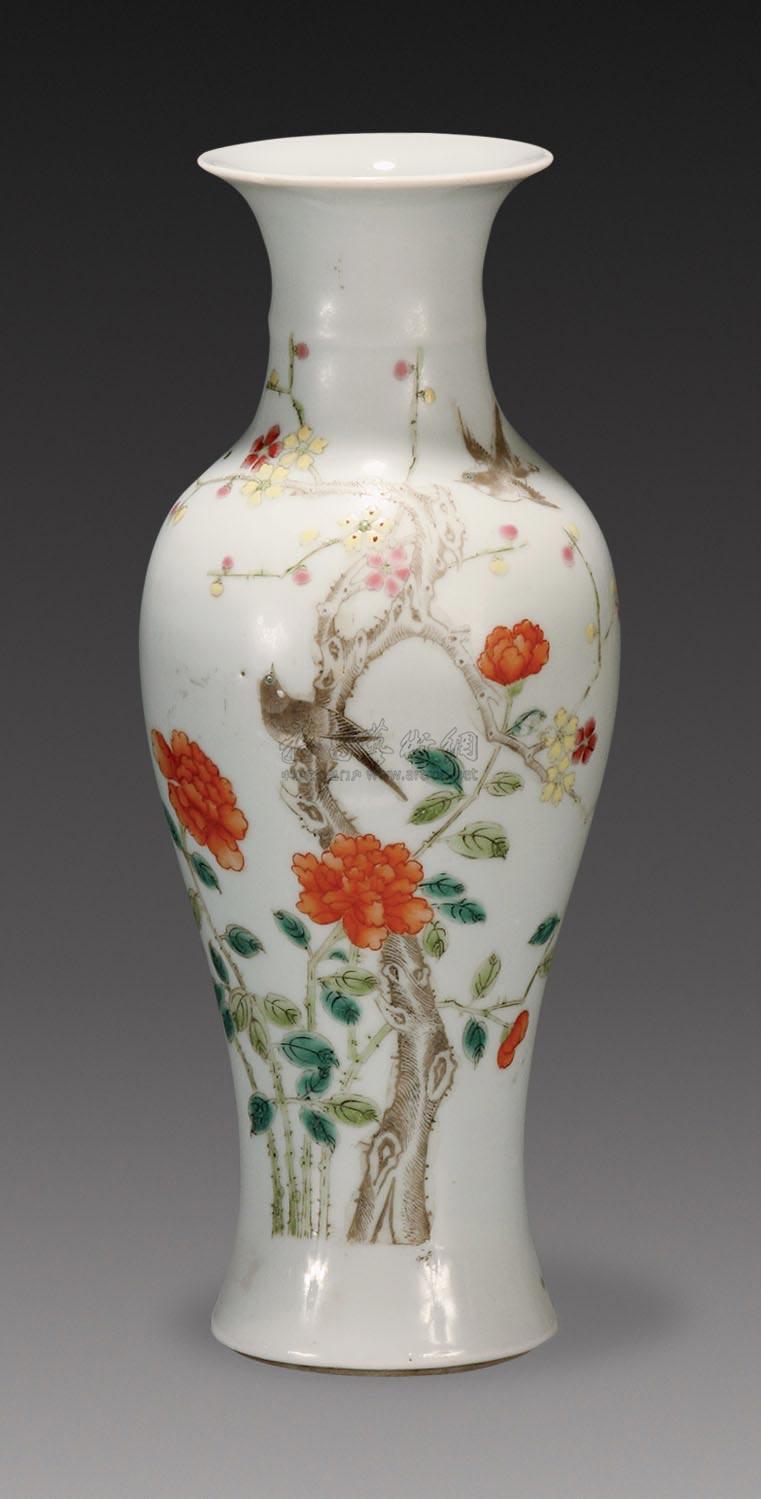 1872民国粉彩花鸟瓶