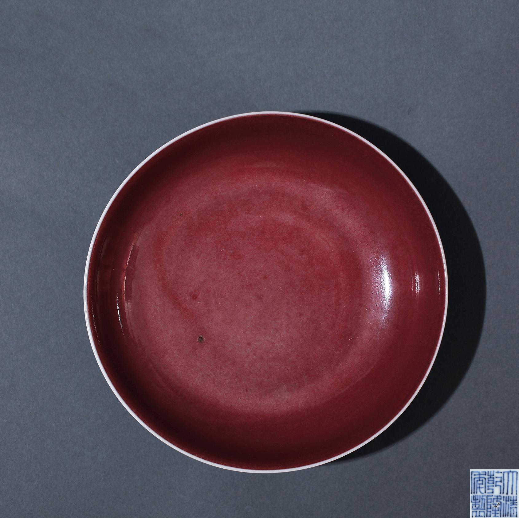 8227清乾隆祭红釉盘