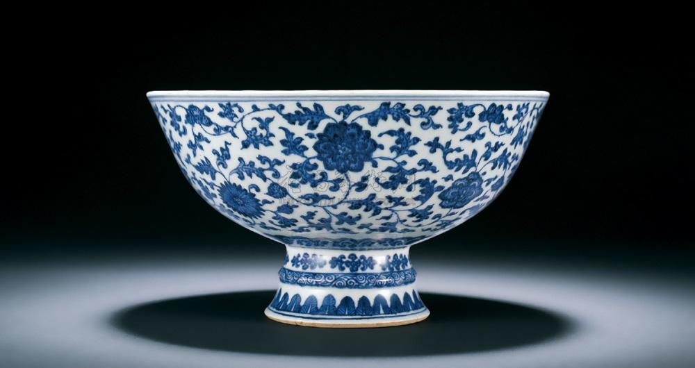 【清乾隆 青花花卉高足碗】拍卖品_图片_价格_鉴赏_清代青花瓷器_雅昌