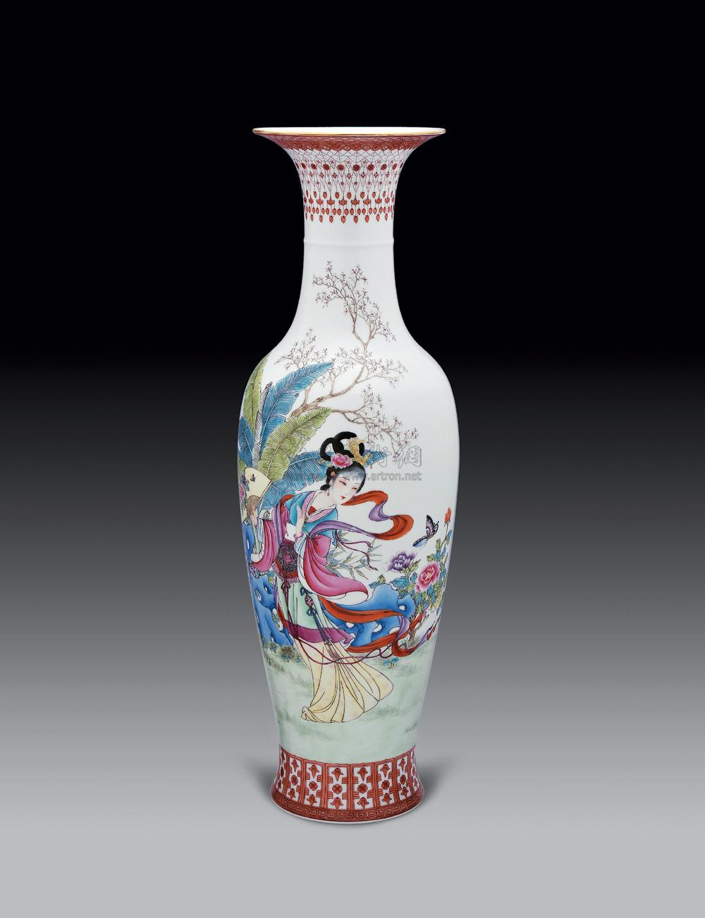 03551995年赵惠民宝钗扑蝶粉彩瓷瓶