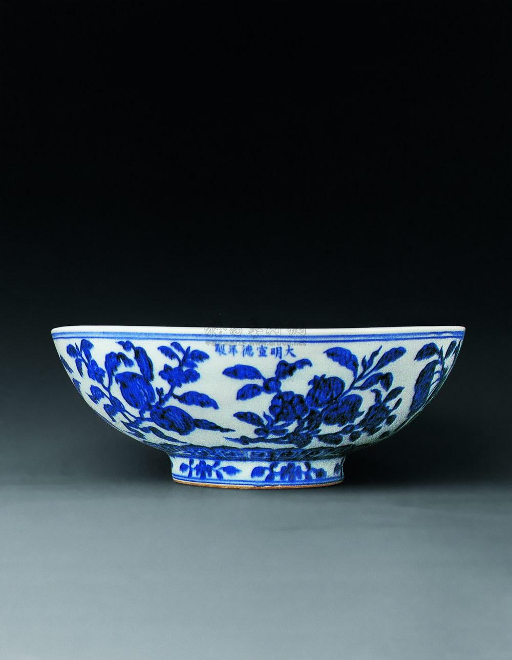 【明宣德 青花瑞果纹大碗】拍卖品_图片_价格_鉴赏_明代青花瓷器_雅昌
