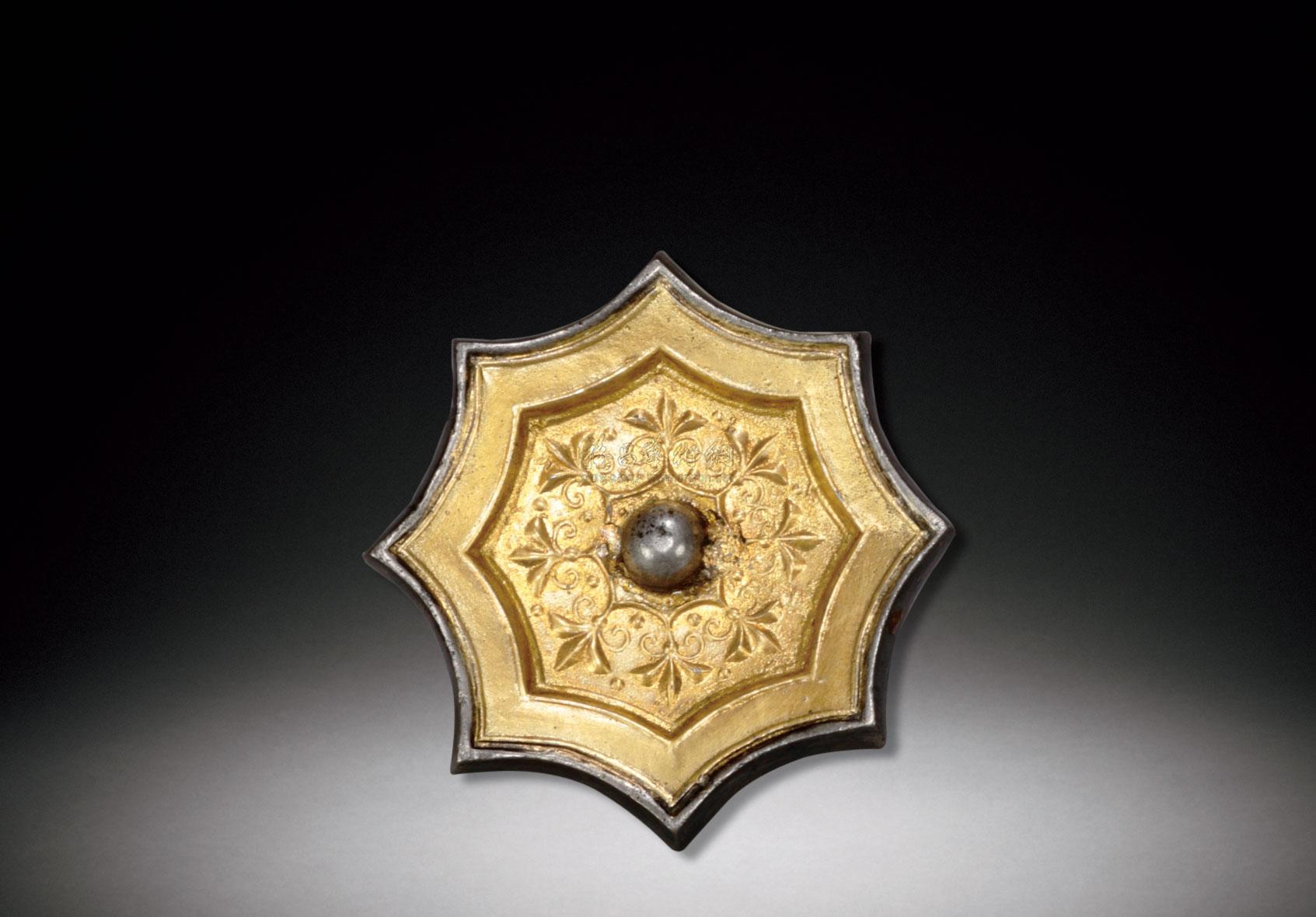 0209唐铜鎏金八角小镜