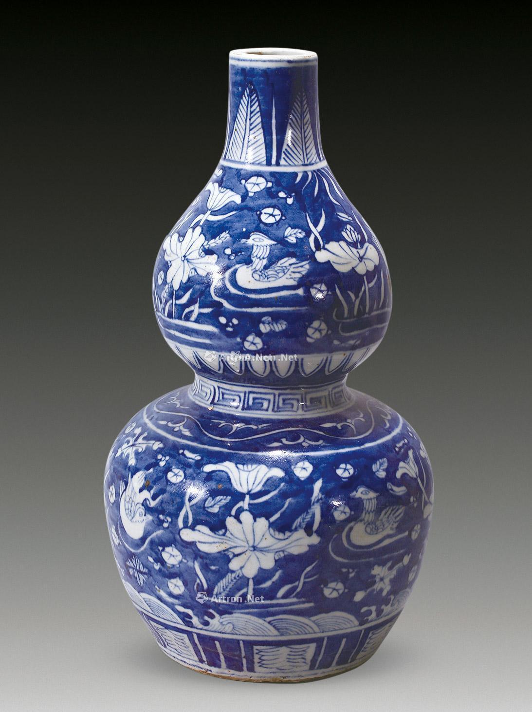 【明 青花荷塘鸳鸯葫芦瓶】拍卖品_图片_价格_鉴赏_明代青花瓷器_雅昌