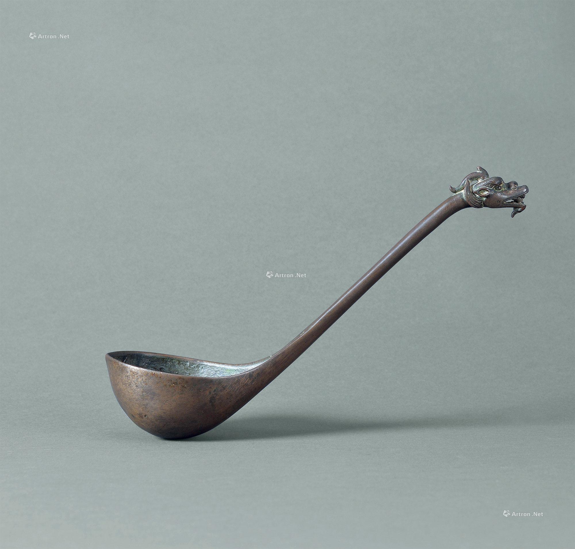 0437明青铜龙头司南勺