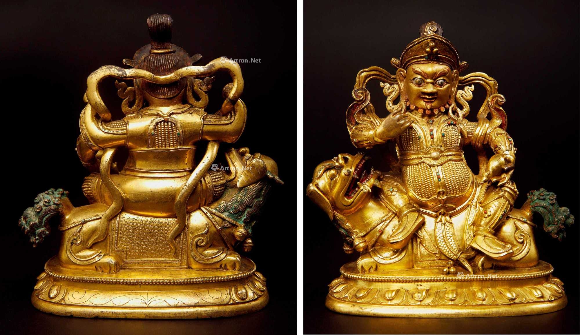 明亮,为乾隆宫廷造像中难得一见的精品,加之保存状态极佳,法器俱存